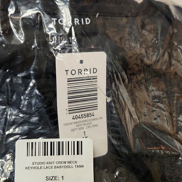 ❤️NWT VINTAGE TORRID TANK - LACE BABYDOLL KEYHOLE CAMI - FLOWY - PLUS SIZE - Picture 10 of 16